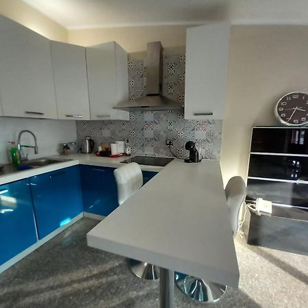 Bluesky Apartment - Third Floor Giardini Naxos Dış mekan fotoğraf
